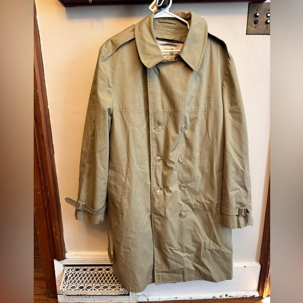Vintage 1960s London Fog Trench Coat Mens 44 Long Complete Belt & Liner in Khaki